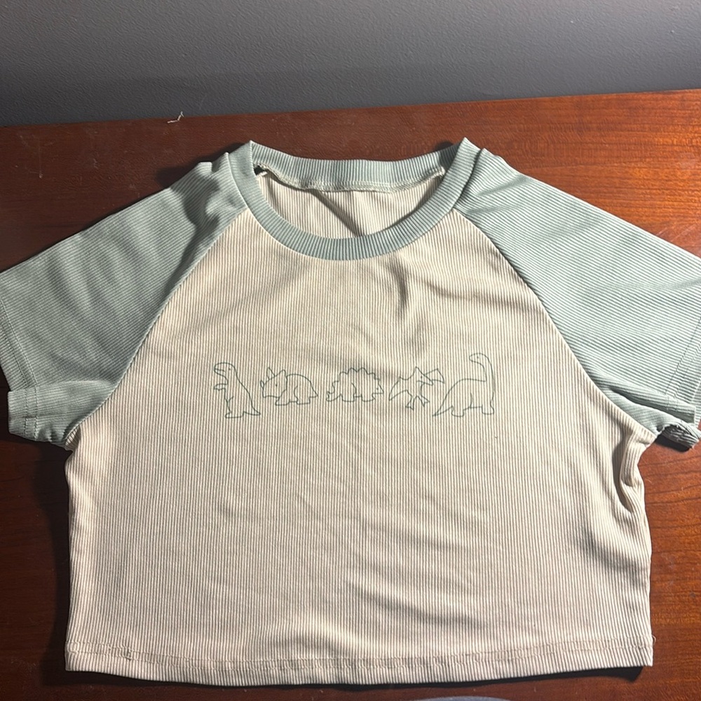 Don’t wear this top anymore.